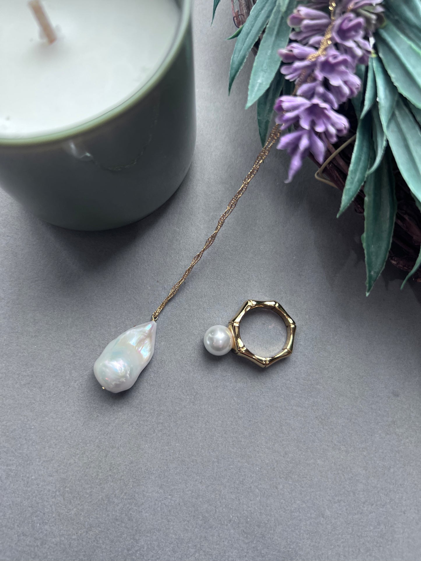 Minimalist Baroque Pearl Pendant Necklace